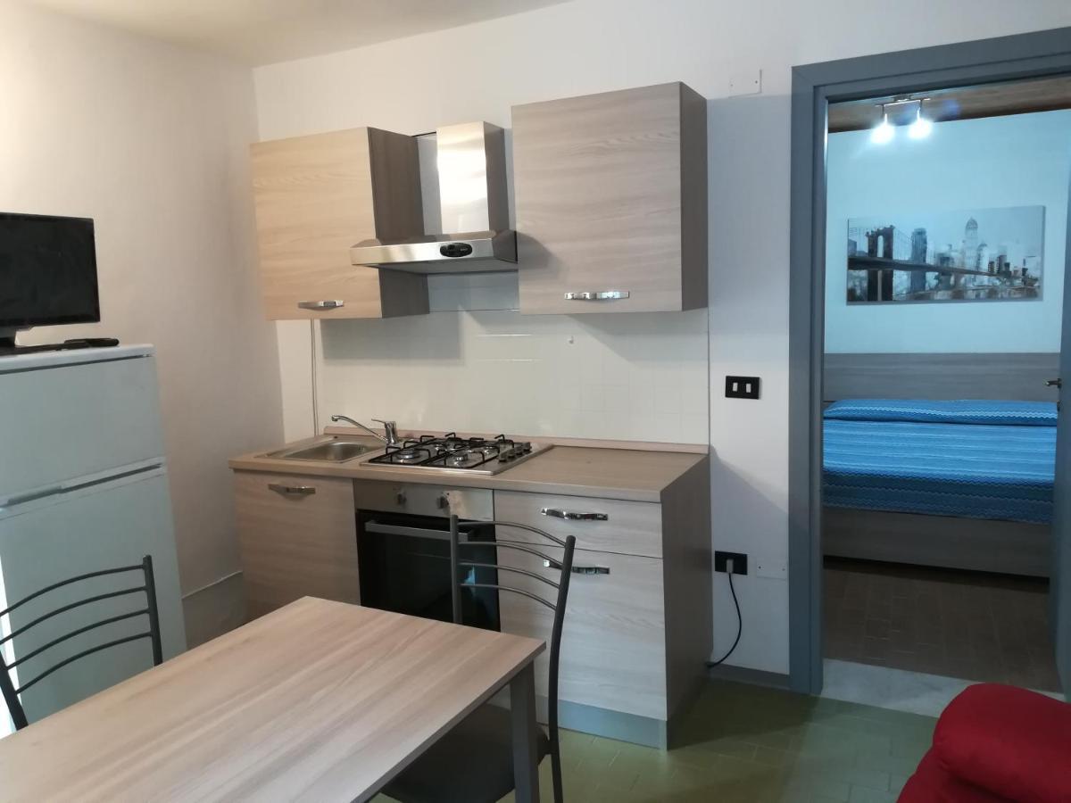Apartamento Bilocale Piano Terra Centro Storico Volta Mantovana Exterior foto